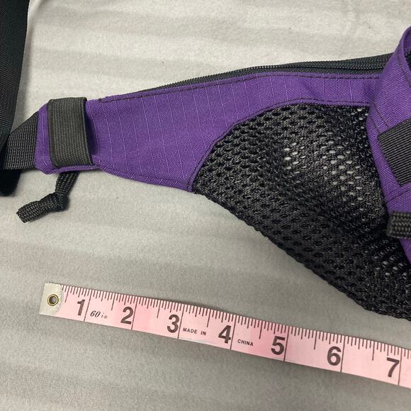 Vintage LL Bean Purple and Black Waist Fanny Pack. Pre-Owned Good Condition - Picture 4 of 11